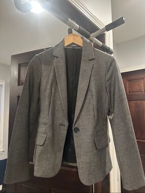 Express Women’s 3 piece Gray Single-Button Tailored Blazer